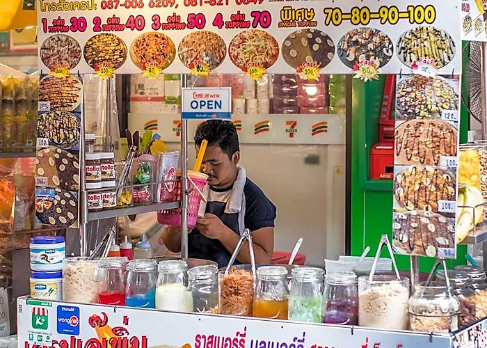 Family Hub @ Pratunam 4 - Group + Free Pickup 酒店 曼谷